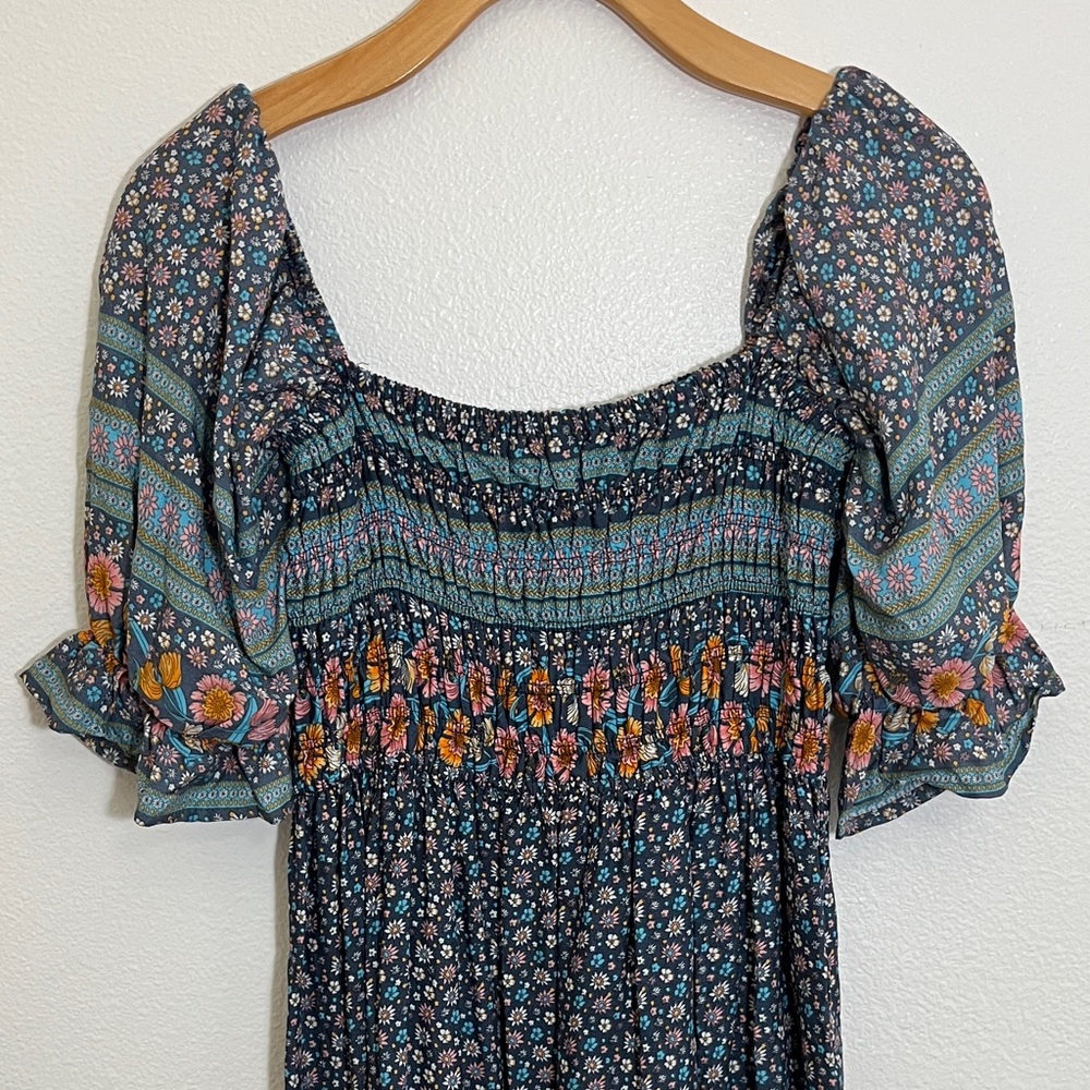 Floral Bohemian Maxi Dress - Picture 2 of 4